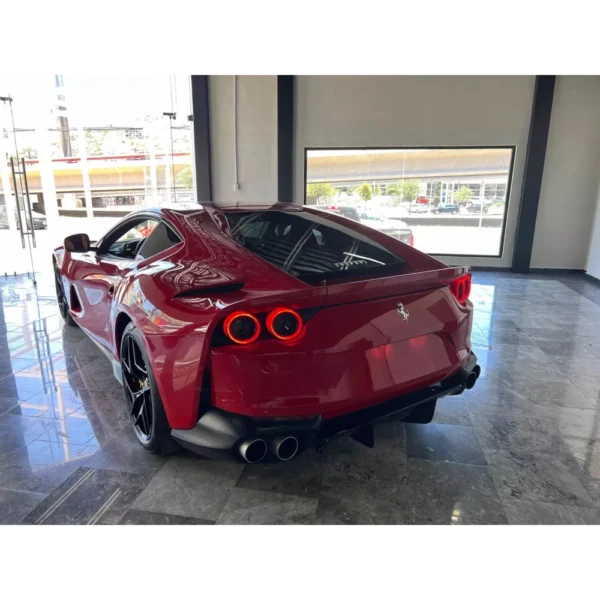 FERRARI 812 SUPERFAST V12 - Image 5